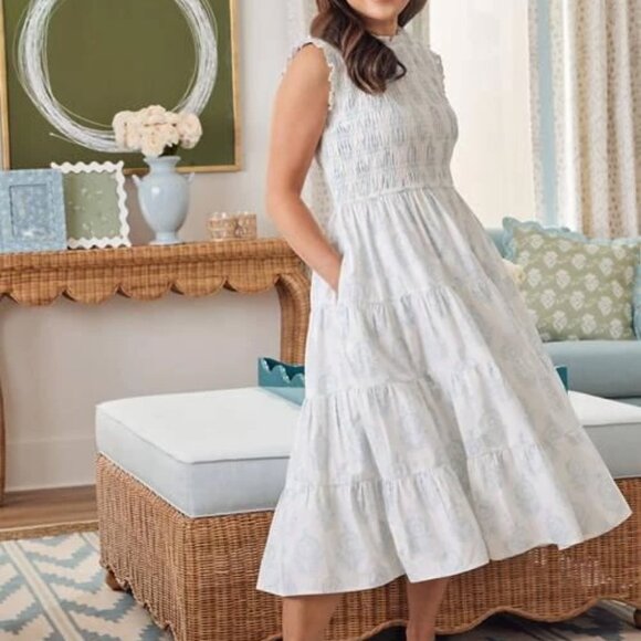 Society Social x Crown & Ivy Newport Maxi Dress Blue White Smocked Women's Sz 8 - Picture 3 of 9